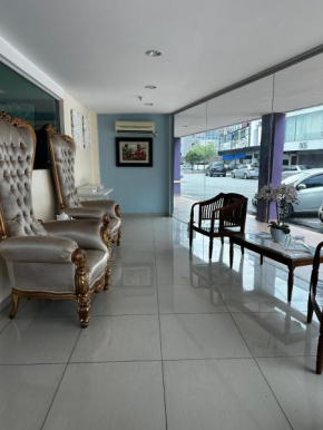 The AvarIa Melaka